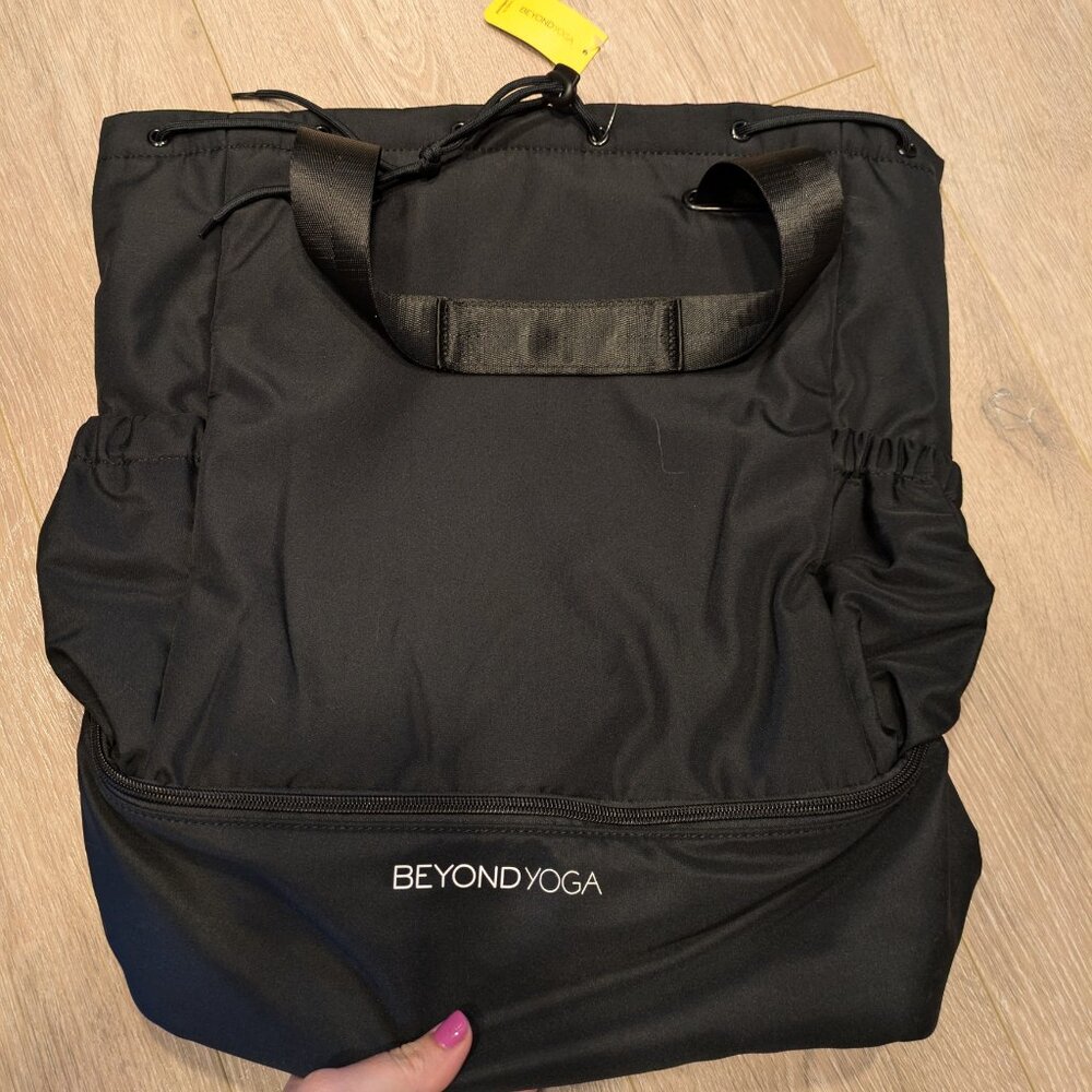 Beyond Yoga gym backpack w/ shoe compartment